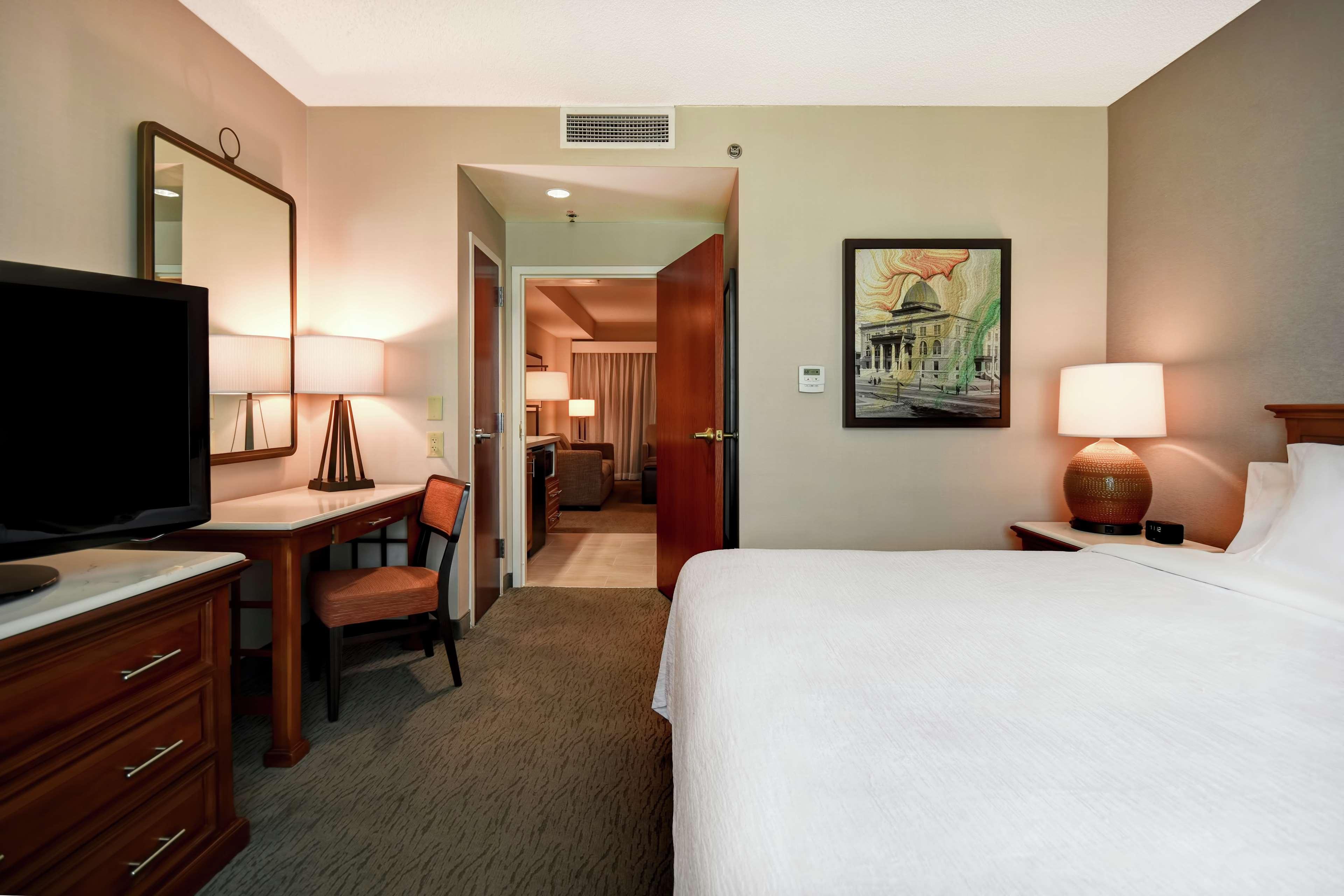Embassy Suites Λιτλ Ροκ Εξωτερικό φωτογραφία